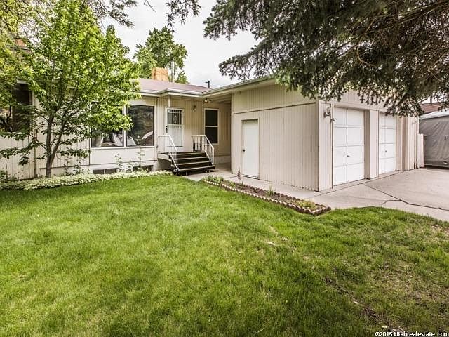 1st image of 1358 E Lakewood Cir