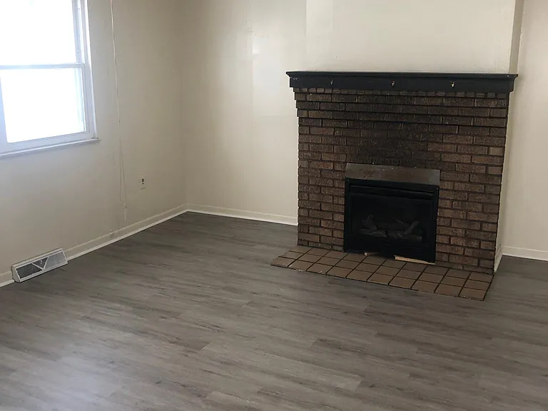 818 Gaston Ave — Photo 21
