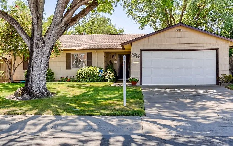 1st image of 6744 Bodine Cir