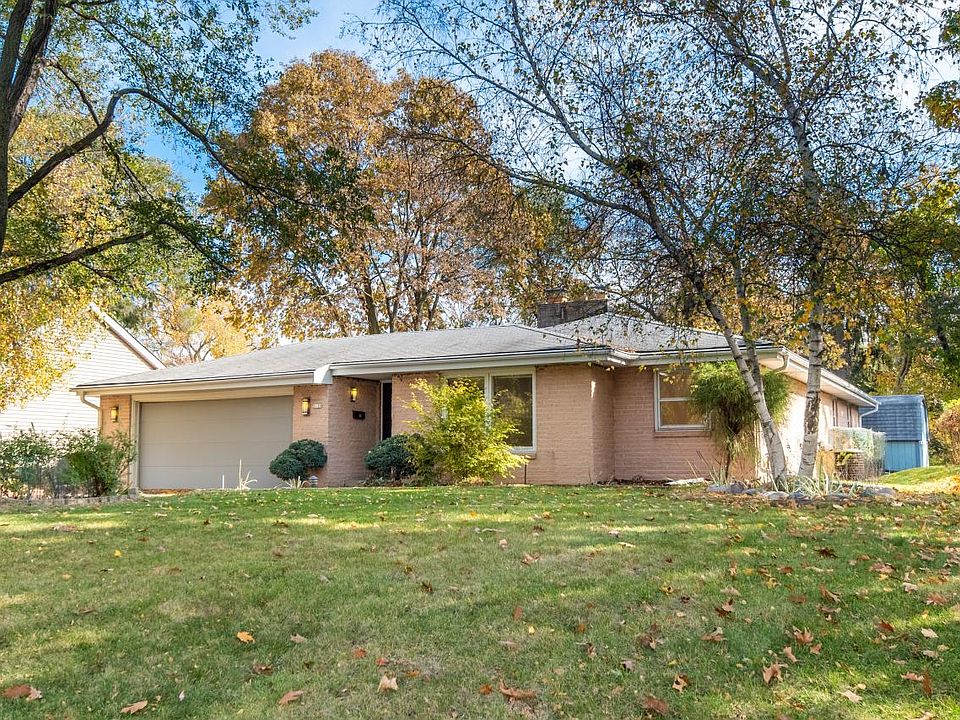 1st image of 5616 North Milwaukee River PARKWAY