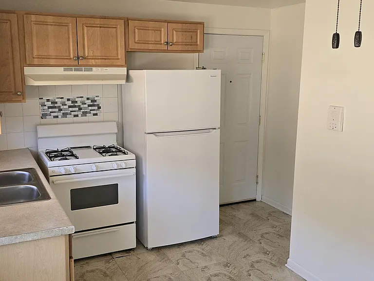14638 Keystone Ave #2 — Photo 9