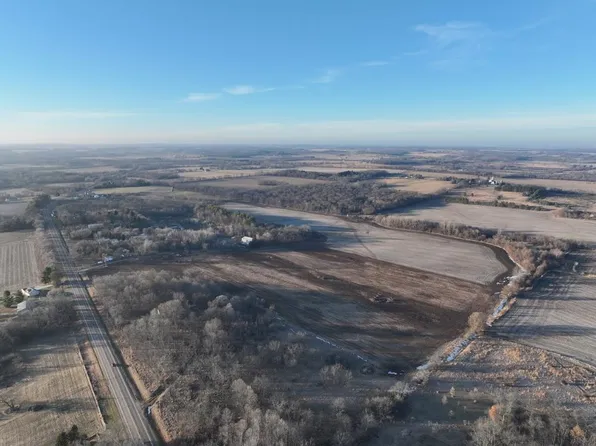131 M/l Acres State Rd #81, Beloit, WI 53511