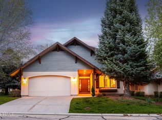 1164 N Village Cir, Midway, UT 84049