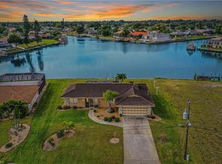1002 SE 16th Ter, Cape Coral, FL 33990