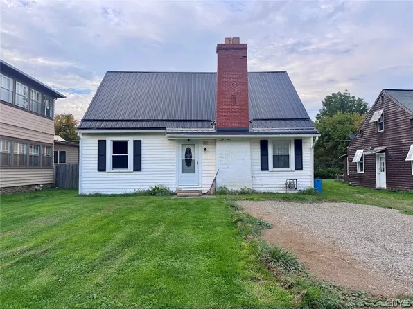 11 Maple Ave, Friendship, NY 14739