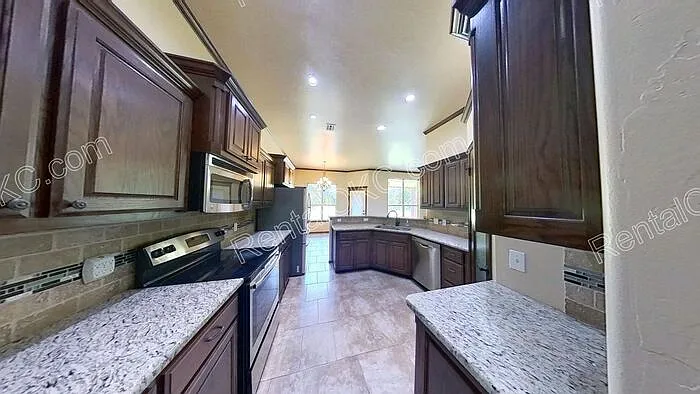 5824 Lost Deer Dr — Photo 20