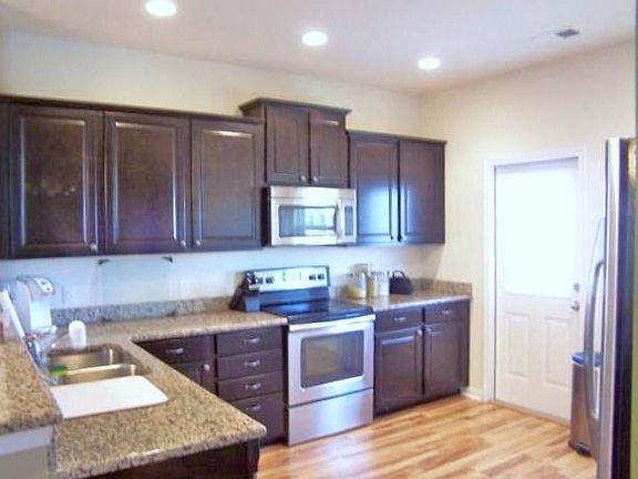 2nd image of 307 Cantley Ct