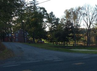 15 Graeff Rd, Robesonia, PA 19551