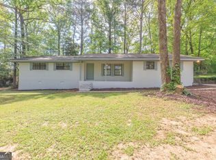 1068 Beaverdale Rd NE, Dalton, GA 30721