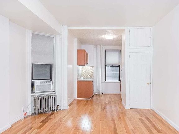 2nd image of 215 W 16th St #1B