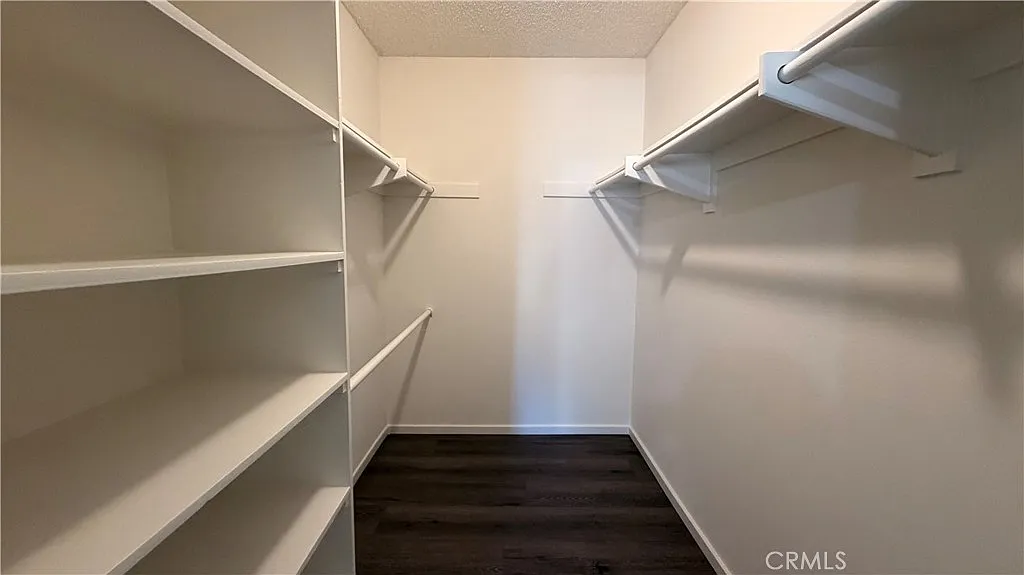 2 bed, 936 sqft, $2,800 — Photo 2