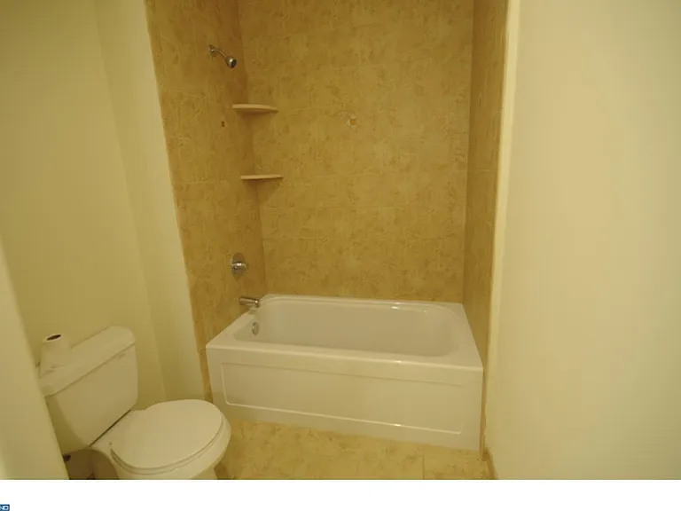 242 Krams Ave — Photo 9