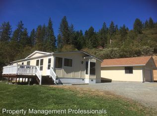 660 Copper Dr, Grants Pass, OR 97527