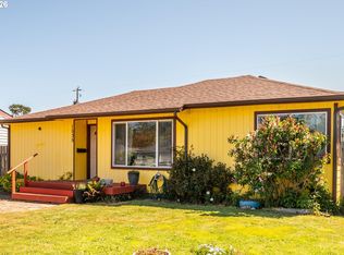 1535 Garfield St, North Bend, OR 97459