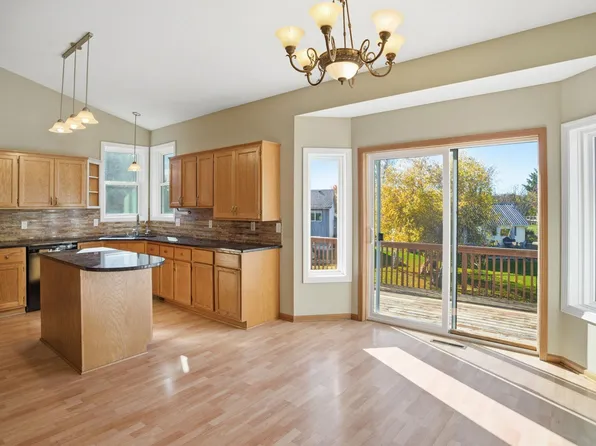 10248 Washington Ct NE, Blaine, MN 55434