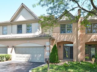 1459 Ammer Rd, Glenview, IL 60025