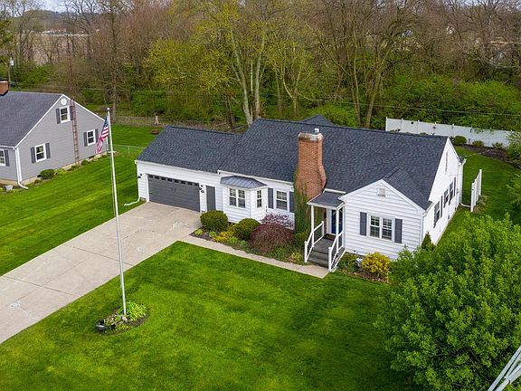 3rd image of 1435 Grimes Cir