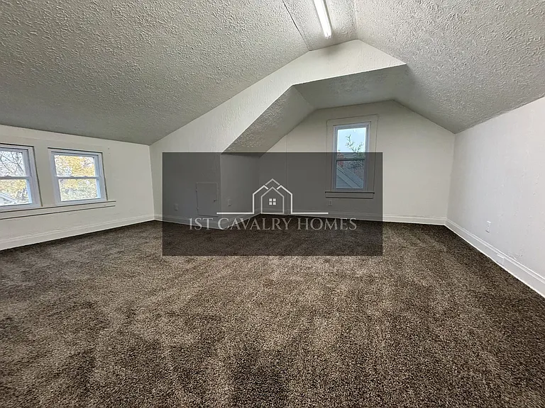 846 Lee Dr — Photo 10