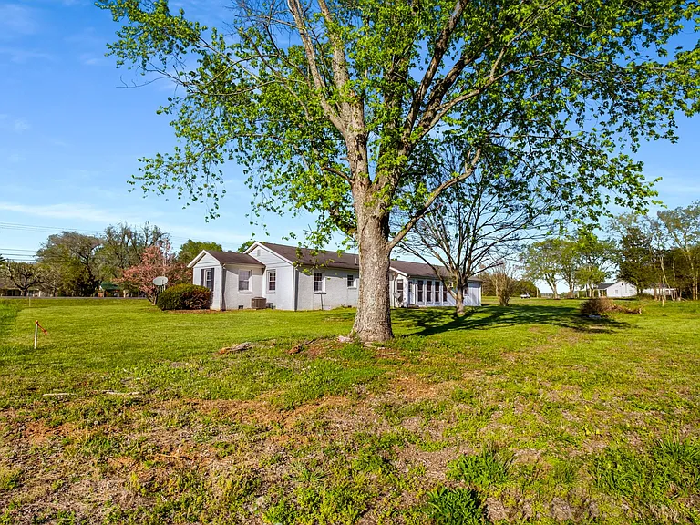 7172 Lascassas Pike — Photo 31