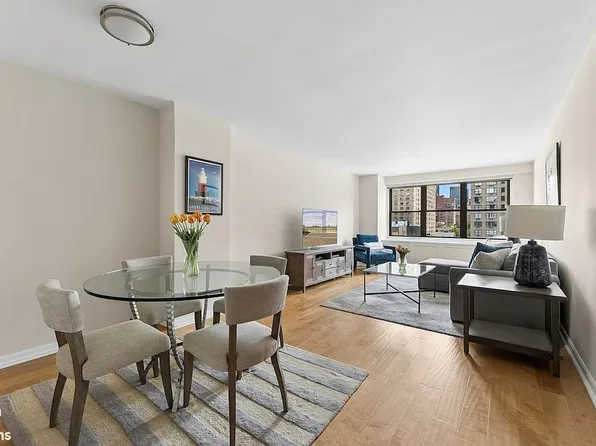 245 E 25th St APT 10K, New York, NY 10010