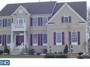 21 Stonegate Dr, Monroe Township, NJ 08831