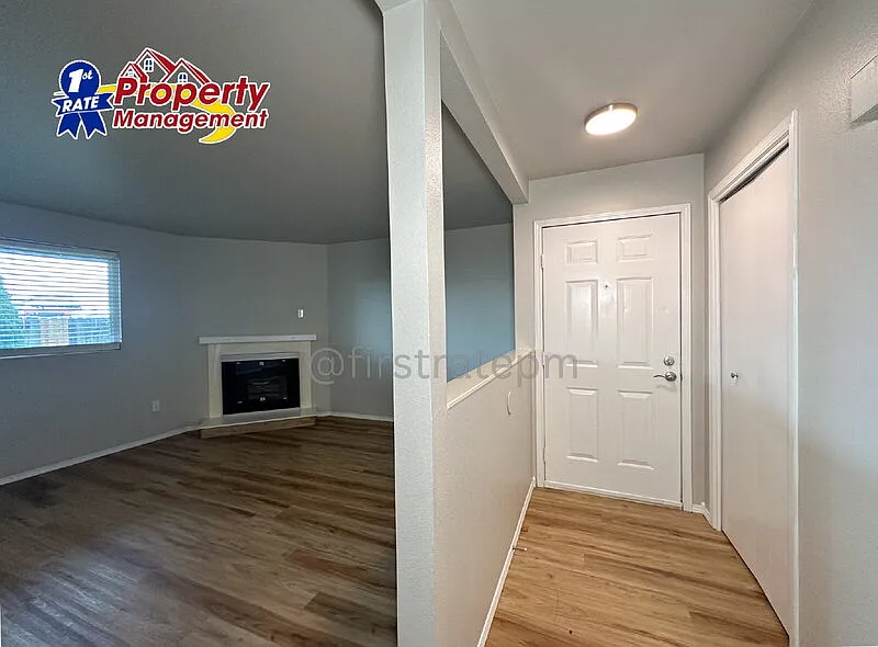 2 bed, 1.0 bath, 959 sqft, $1,445 — Photo 3