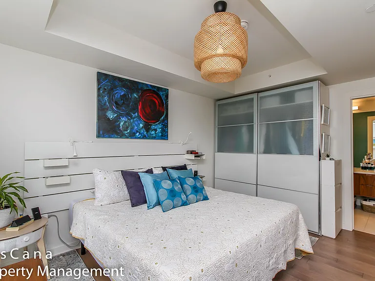 135 Barrette St #409 — Photo 22