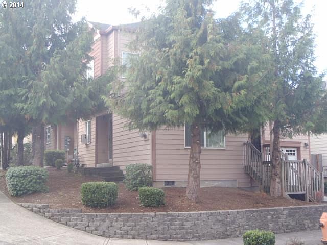 2nd image of 15530 NE Alton St