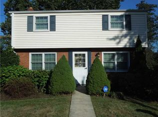 810 Sweetleaf Dr, Monroeville, PA