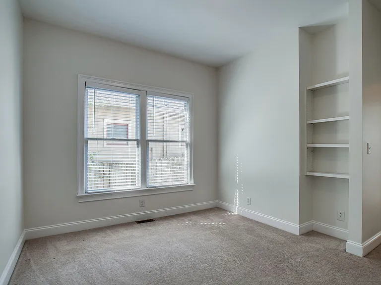 1110 Fatherland St — Photo 21
