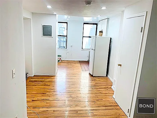 Rented by Bond New York | media 1