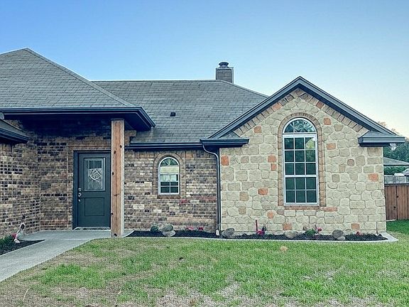3rd image of 19036 River Rock Dr