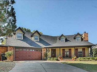 10425 Harvest Hills Rd, Oklahoma City, OK 73162