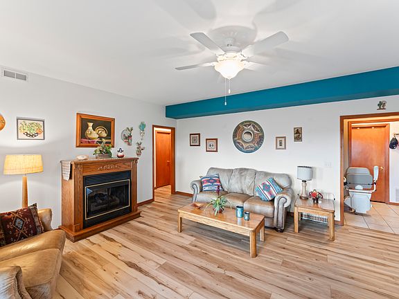3rd image of 8 Paola Lane