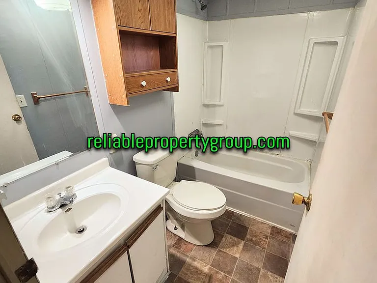 5614 W Cook Rd #4 — Photo 8