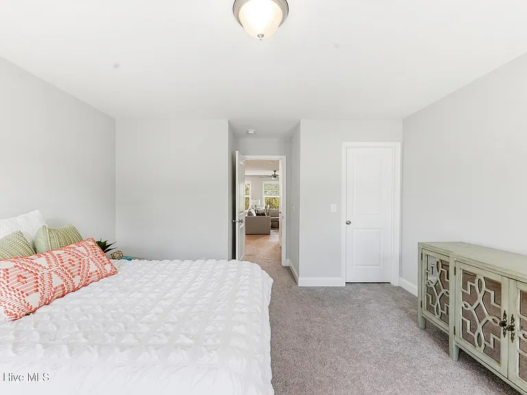 4406 Finch Ln — Photo 21