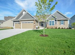 4251 Parkview Ln, Anoka, MN 55303