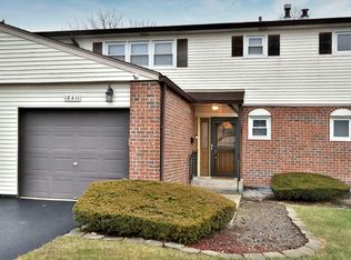 16411 Oxford Dr, Tinley Park, IL 60477
