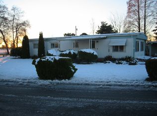 23511 Meadow Dr NE, Aurora, OR 97002