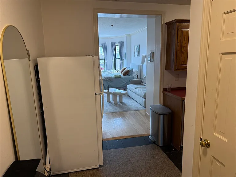 160 Commonwealth Ave #608 — Photo 11