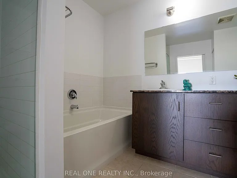 191 King St S #703 — Photo 21