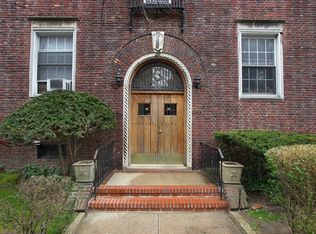 37-27 84th St APT 22, Jackson Heights, NY 11372