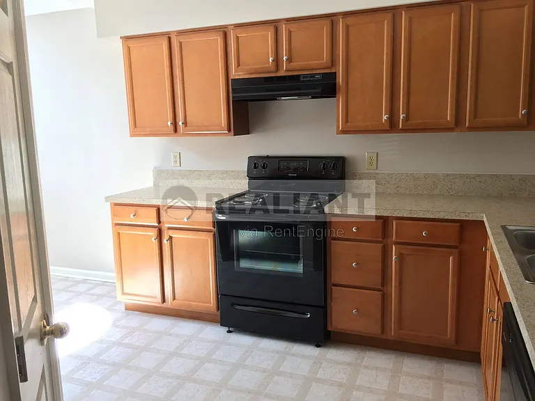 1217 Morning Side Dr — Photo 8