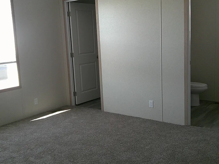 Pavilion Estates — Photo 36