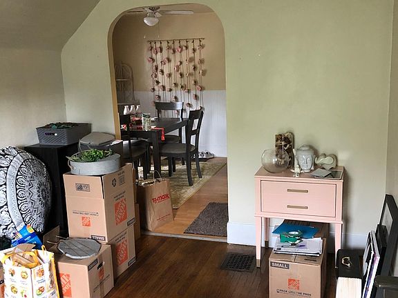 3rd image of 117 Tyler St Floor 2