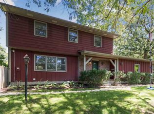 446 Magowan Ave, Iowa City, IA 52246