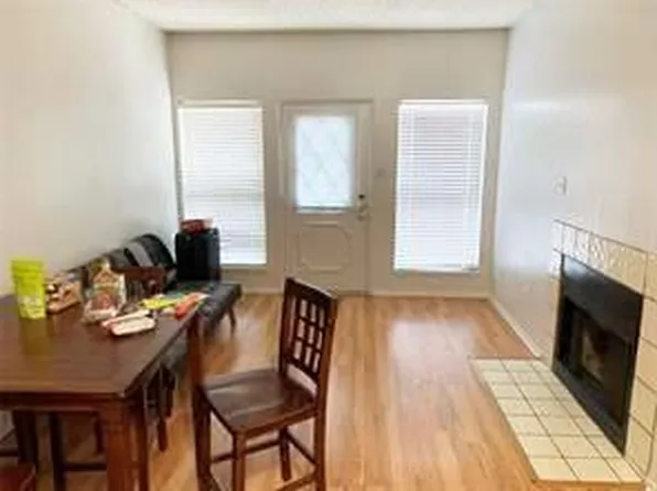 806 W 24th St APT 229, Austin, TX 78705