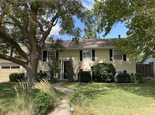 5516 Apache Rd, Great Bend, KS 67530