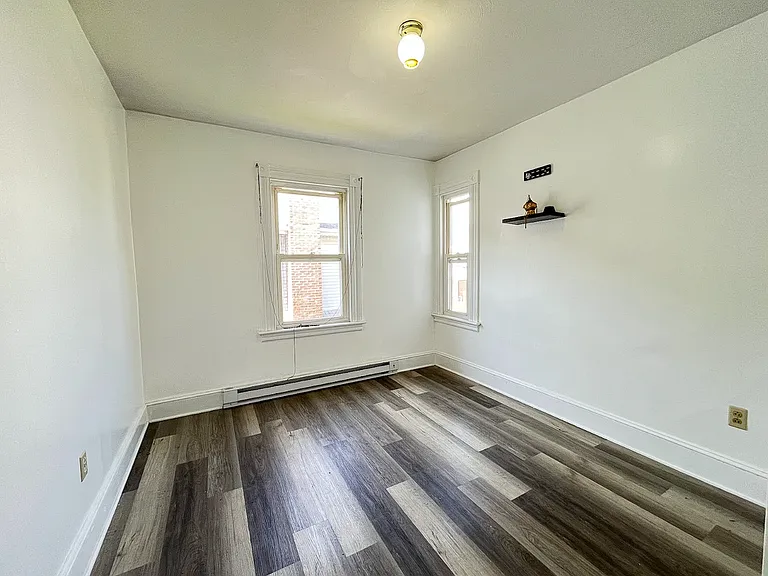 418 East St #2 — Photo 11