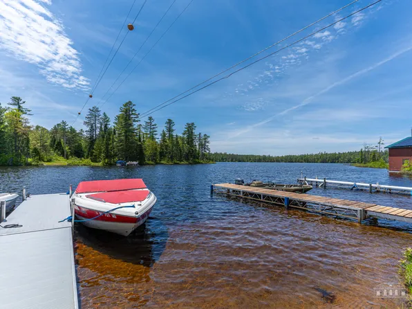 35 Tebbutt Rd, Rainbow Lake, NY 12976